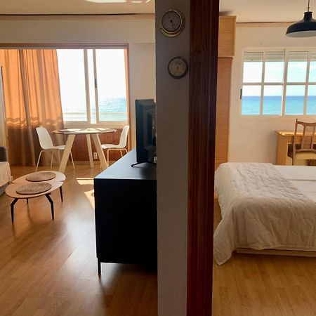 Sea View Apartment Torrevieja Eksteriør bilde